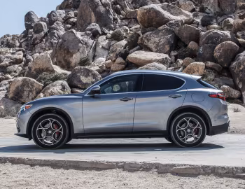 2018–19 Alfa Romeo Stelvio Ti [North America] (949) '2017–19