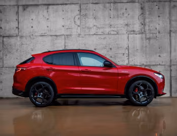 2024–pr. Alfa Romeo Stelvio Veloce [North America] (949) '2023–pr.