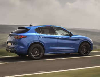 Alfa Romeo Stelvio Veloce [UK-spec] (949) '2020–23