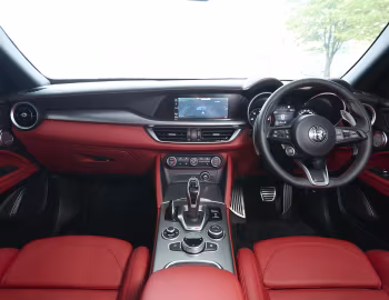 Panneau avant Alfa Romeo Stelvio Veloce [Japan] (949) '2021–23