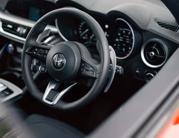 Panneau avant Alfa Romeo Stelvio Veloce [Japan] (949) '2023–pr.