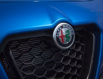 Alfa Romeo Stelvio Veloce [UK-spec] (949) '2020–23
