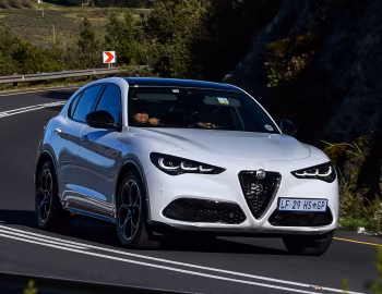 Alfa Romeo Stelvio Veloce [South Africa] (949) '2023–pr.