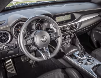Interior Alfa Romeo Stelvio Veloce [Worldwide] (949) '2019–23