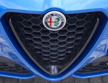 Alfa Romeo Stelvio Veloce [Japan] (949) '2021–23