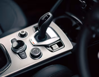 Intérieur Alfa Romeo Stelvio Veloce [Japan] (949) '2023–pr.