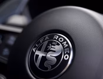 Intérieur Alfa Romeo Stelvio Veloce [UK-spec] (949) '2023–pr.