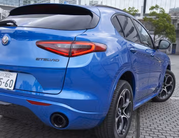 Alfa Romeo Stelvio Veloce [Japan] (949) '2021–23