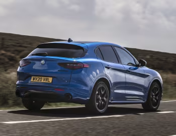 Alfa Romeo Stelvio Veloce [UK-spec] (949) '2020–23
