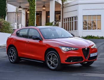 Alfa Romeo Stelvio Veloce [South Africa] (949) '2023–pr.