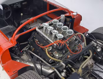 Sous la capuche Alfa Romeo Tipo 33/2 "Mugello" '1967–68