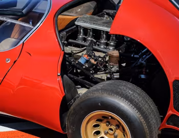 Sous la capuche Alfa Romeo Tipo 33 Stradale (105.33.12) '1967