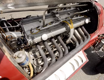 Sous la capuche Alfa Romeo Tipo C (8C-35) '1935