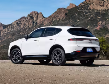 2025 Alfa Romeo Tonale [North America] (965) '2024–25
