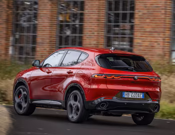 Alfa Romeo Tonale Ibrida Plug-In Q4 Veloce (965) '2025–pr.