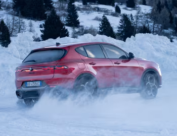 Alfa Romeo Tonale Ibrida Plug-In Q4 Veloce (965) '2025–pr.