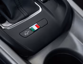 Intérieur 2025 Alfa Romeo Tonale Intensa [North America] (965) '2025
