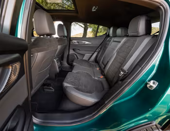 Intérieur 2025 Alfa Romeo Tonale Intensa [North America] (965) '2025