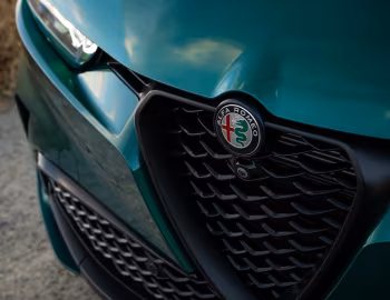 2025 Alfa Romeo Tonale Intensa [North America] (965) '2025