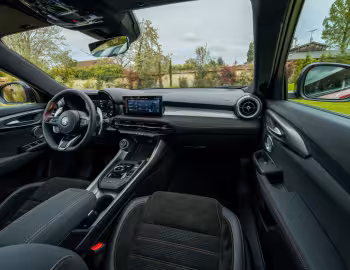 Intérieur Alfa Romeo Tonale Intensa Plug-in Hybrid Q4 [Worldwide] (965) '2025