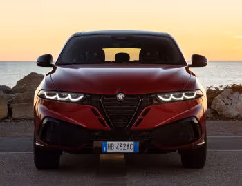 Alfa Romeo Tonale Ibrida Plug-In Q4 Edizione Milano Cortina 2026 [Italy] (965) '2025–26