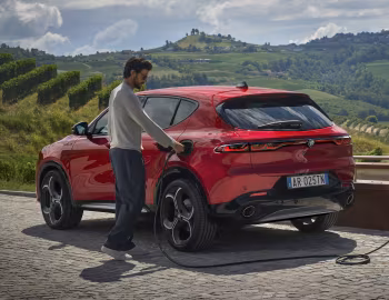 Alfa Romeo Tonale Ibrida Plug-In Q4 Sport Speciale (965) '2025–pr.