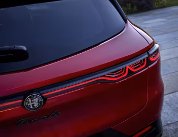 Alfa Romeo Tonale Ibrida Plug-In Q4 Sport Speciale (965) '2025–pr.