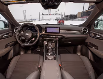 Intérieur 2026 Alfa Romeo Tonale Sprint [North America] (965) '2025–pr.