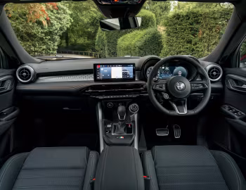 Panneau avant Alfa Romeo Tonale Ti [UK-spec] (965) '2022–23