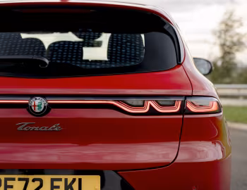 Alfa Romeo Tonale Ti [UK-spec] (965) '2022–23