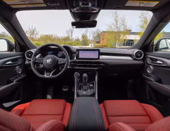 Intérieur 2026 Alfa Romeo Tonale Veloce [North America] (965) '2025–pr.