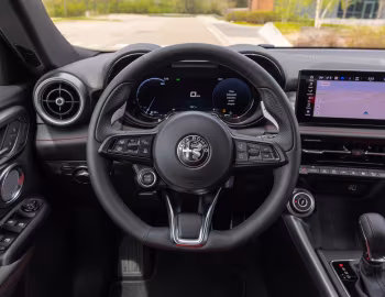 Panneau avant 2026 Alfa Romeo Tonale Veloce [North America] (965) '2025–pr.