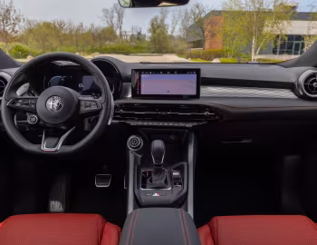 Panneau avant 2026 Alfa Romeo Tonale Veloce [North America] (965) '2025–pr.