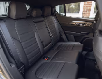 Intérieur 2024–25 Alfa Romeo Tonale Veloce eAWD [North America] (965) '2023–25