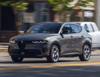2024–25 Alfa Romeo Tonale Veloce eAWD [North America] (965) '2023–25