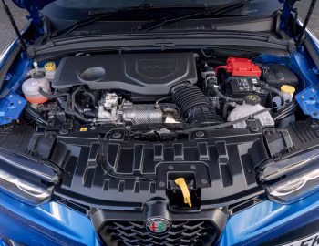 Sous la capuche Alfa Romeo Tonale Veloce [UK-spec] (965) '2022–25