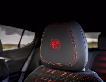 Intérieur Alfa Romeo Tonale Veloce [UK-spec] (965) '2022–25