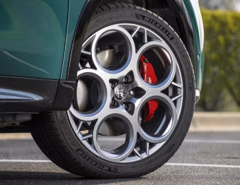 2024–25 Alfa Romeo Tonale Veloce eAWD [North America] (965) '2023–25