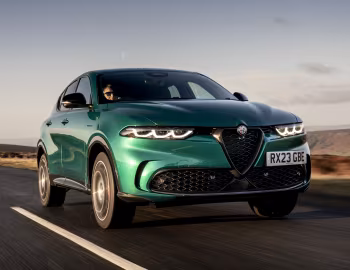 Alfa Romeo Tonale Veloce Plug-in Hybrid Q4 [UK-spec] (965) '2023–25