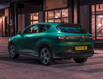 Alfa Romeo Tonale Veloce Plug-in Hybrid Q4 [UK-spec] (965) '2023–25