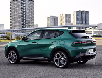 Alfa Romeo Tonale Veloce Plug-in Hybrid Q4 [Japan] (965) '2023–25
