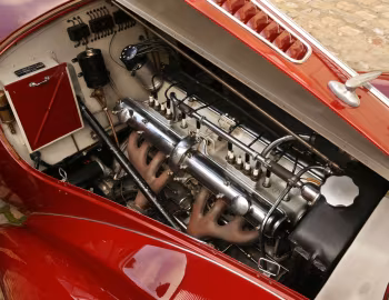 Sous la capuche Alfa Romeo 8C 2900B Lungo Touring Berlinetta (412.024) '1938