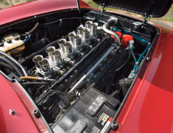 Sous la capuche Ferrari 275 GTB/4 Allegretti Competizione Speciale (#09813) '1967