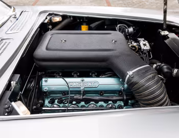 Sous la capuche Maserati 5000 GT Coupe (#AM103.042) '03.1962