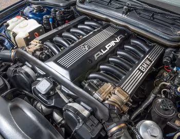 Под капотом Alpina B12 5.0 [UK-spec] (E31) '1991–94