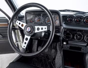 Интерьер Alpina B2 (BMW 525-BMW 528) (E12) '1974–76