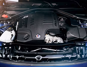 Bajo el capó Alpina B3 Bi-Turbo Limousine [Worldwide] (F30) '2015–02.2017