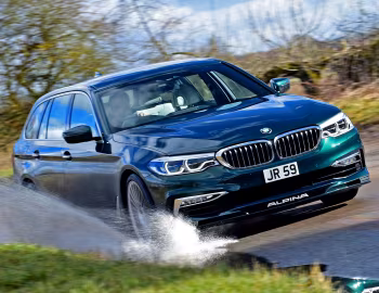 Alpina B5 Bi-Turbo Allrad Touring [UK-spec] (G31) '03.2017–06.2020