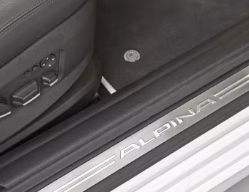 Интерьер Alpina B5 Bi-Turbo Limousine [UK-spec] (F10) '09.2010–12.2011