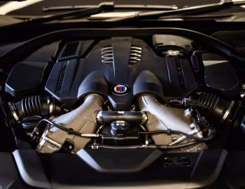 Bajo el capó Alpina B7 Bi-Turbo [Japan] (G12) '2020–22
